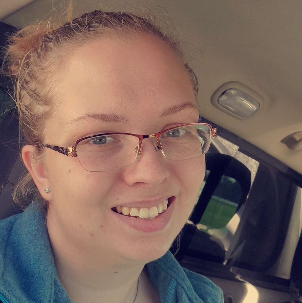 Meet your Posher, Anna